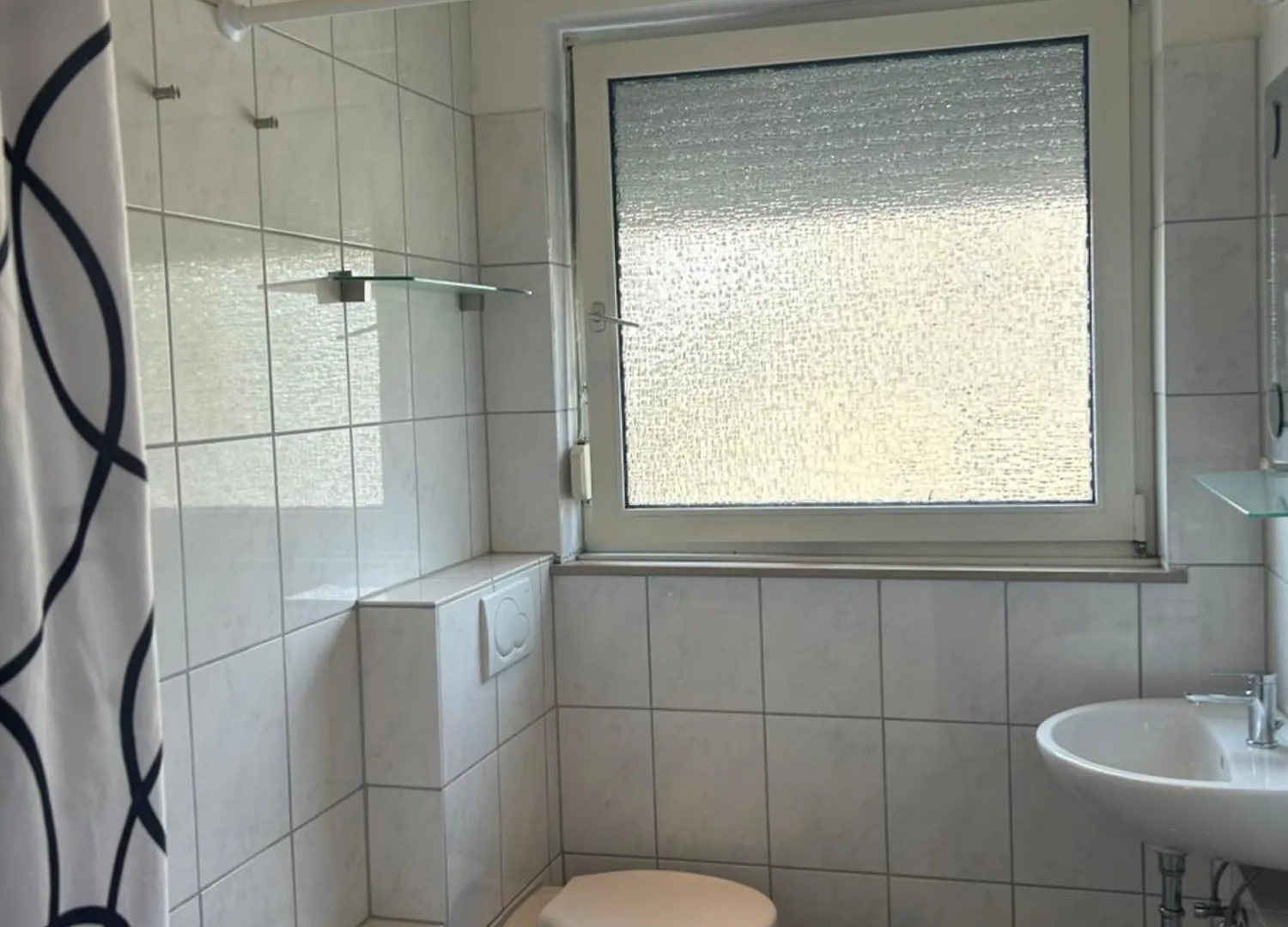Ruhige Wohnung Im Norden Von Duesseldorf Dusseldorf